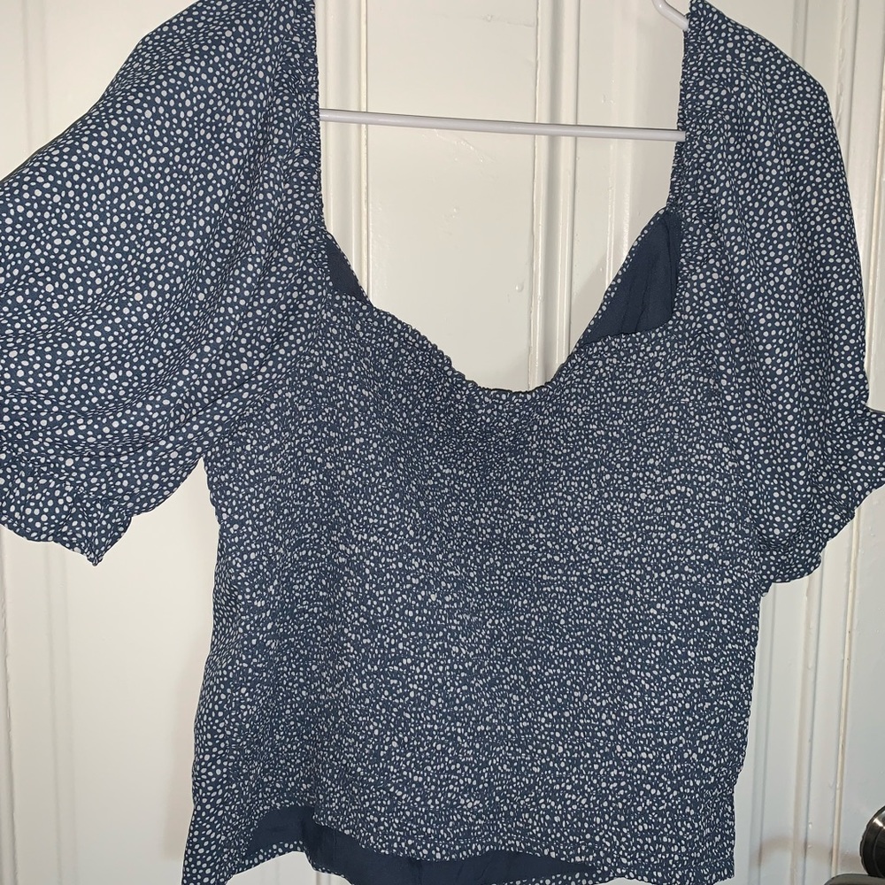 Abercrombie & Fitch Puff Sleeve Sweetheart Top